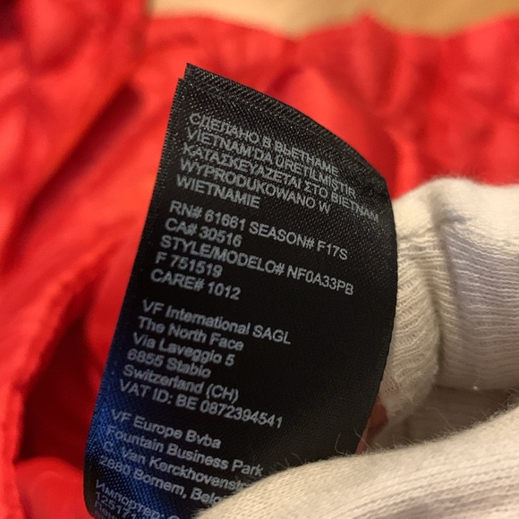 NWT The North Face Trevail Parka, Medium - Picture 9 of 11